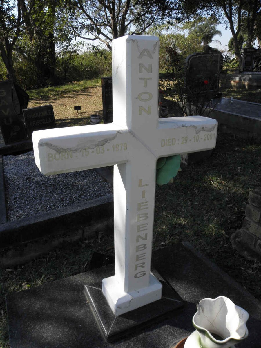 LIEBENBERG Anton 1979-2001