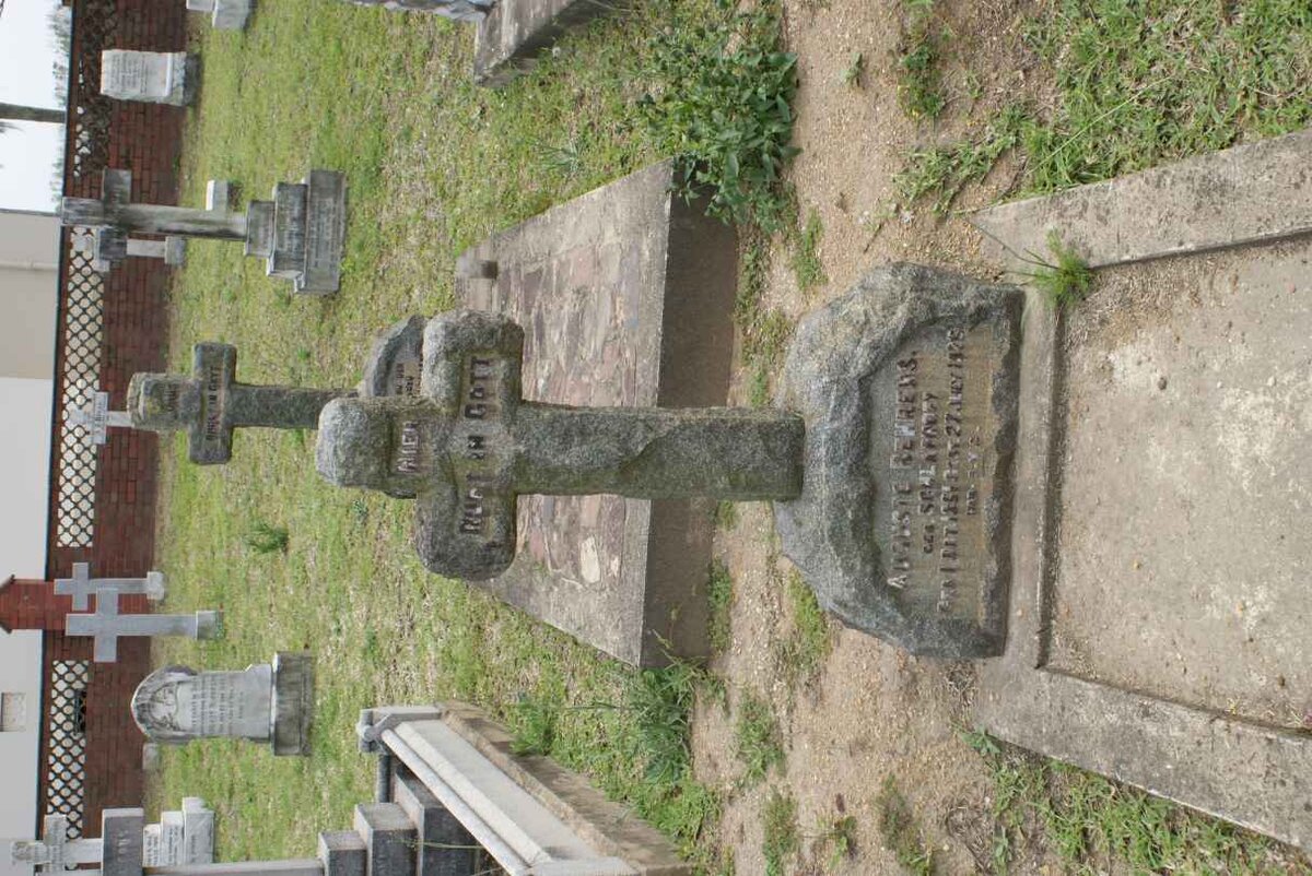 BEHRENS M.D. Auguste nee SCHLAPHOFF 1851-1925