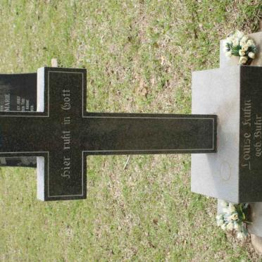 KUHN Louise nee BUHR 1920-1997