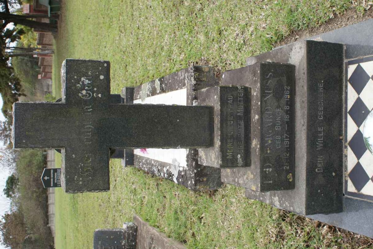 NUSS E.D. Irmgard nee BUNGE 1917-1962