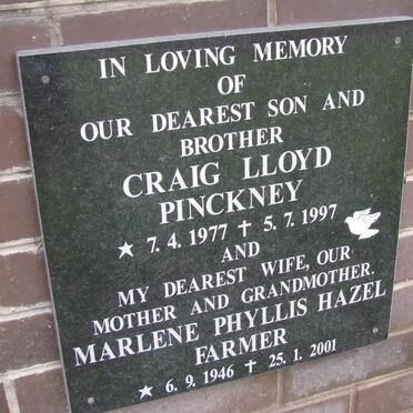PINCKNEY Craig Lloyd 1977-1997 :: FARMER Marlene Phyllis Hazel 1946-2001