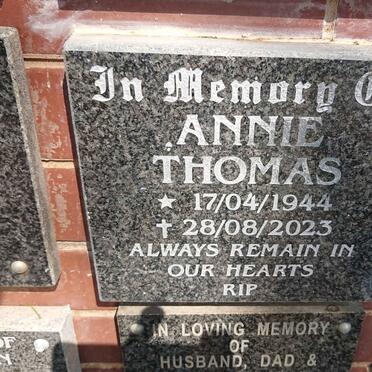 THOMAS Annie 1944-2023