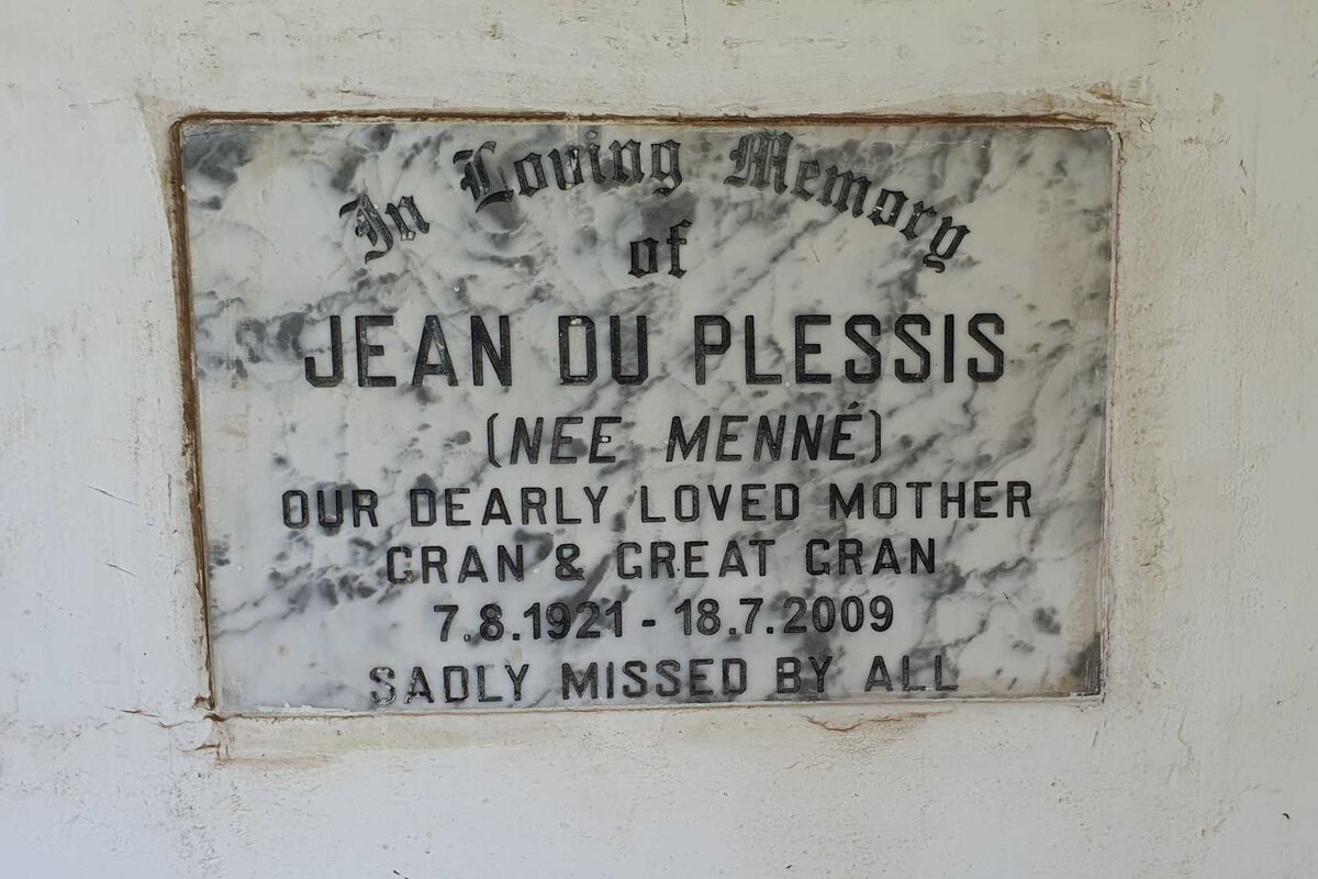 PLESSIS Jean, du nee MENNE 1921-2009