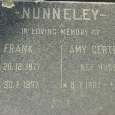 NUNNELEY Frank 1877-1967 &amp; Amy Gertrude HUDSON 1882-