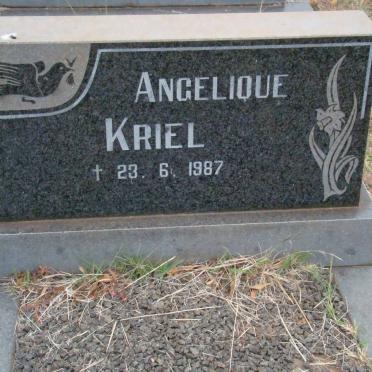 KRIEL Angelique -1987
