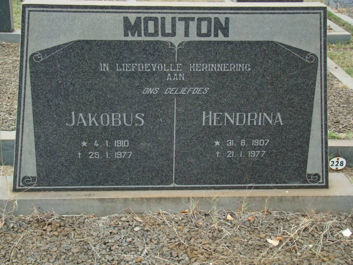MOUTON Jakobus 1910-1977 &amp; Hendrina 1907-1977