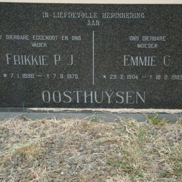 OOSTHUYSEN Frikkie P.J. 1898-1975 &amp; Emmie C. 1904-1989 :: FOURIE Amarencia Cornelia 1935-2007 