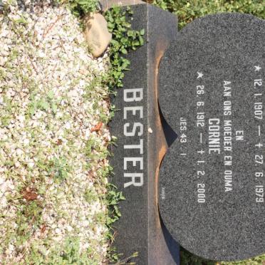BESTER Tommie 1907-1979 &amp; Cornie 1912-2000