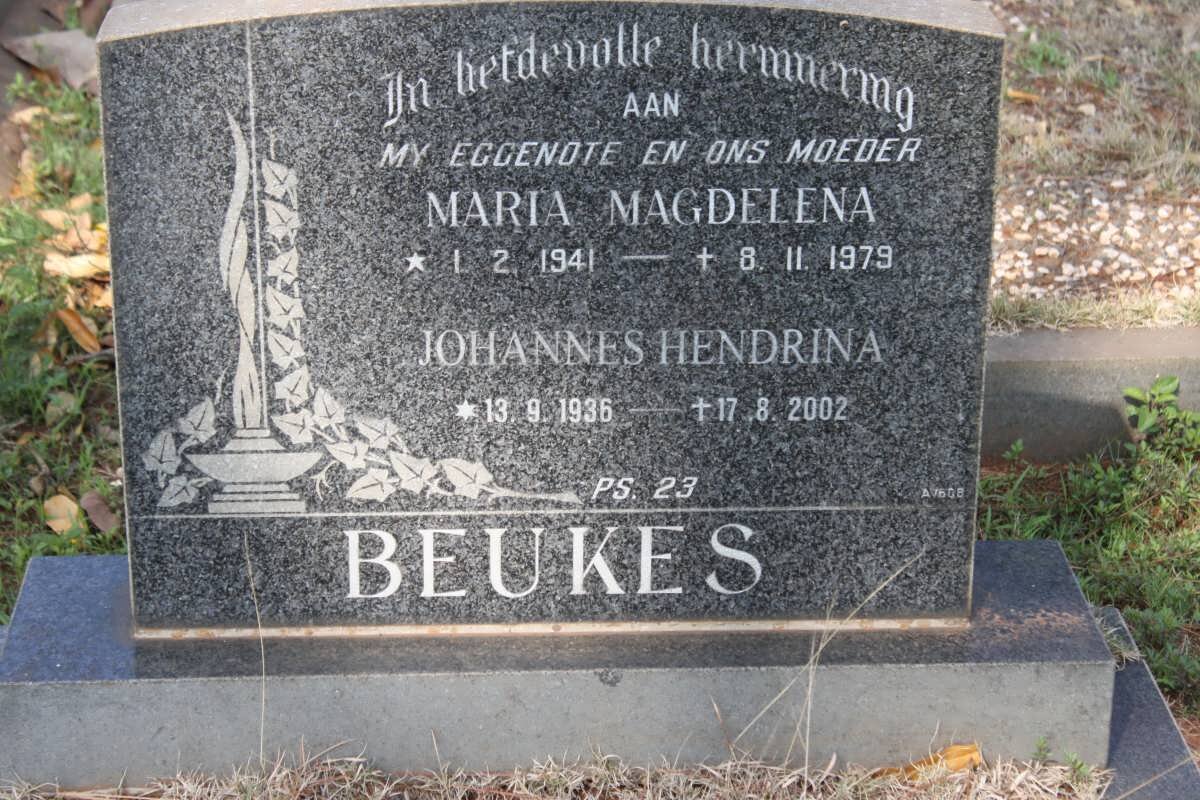 BEUKES Johannes Hendrina 1936-2002 &amp; Maria Magdelena 1941-1979
