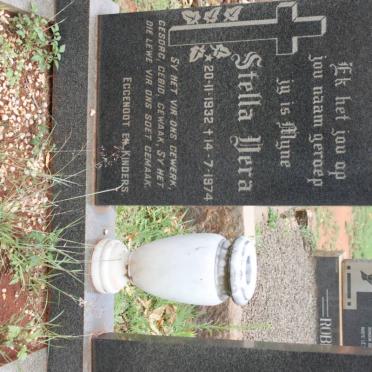 COETZEE Stella Vera 1932-1974