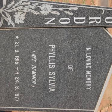 GORDON Phyllis Sylvia nee DEMMER 1915-1977