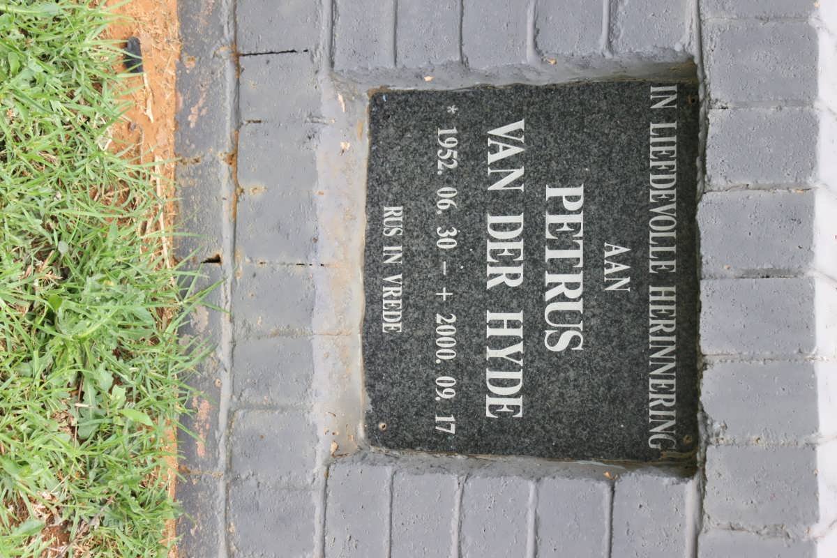 HYDE Petrus, van der 1952-2000