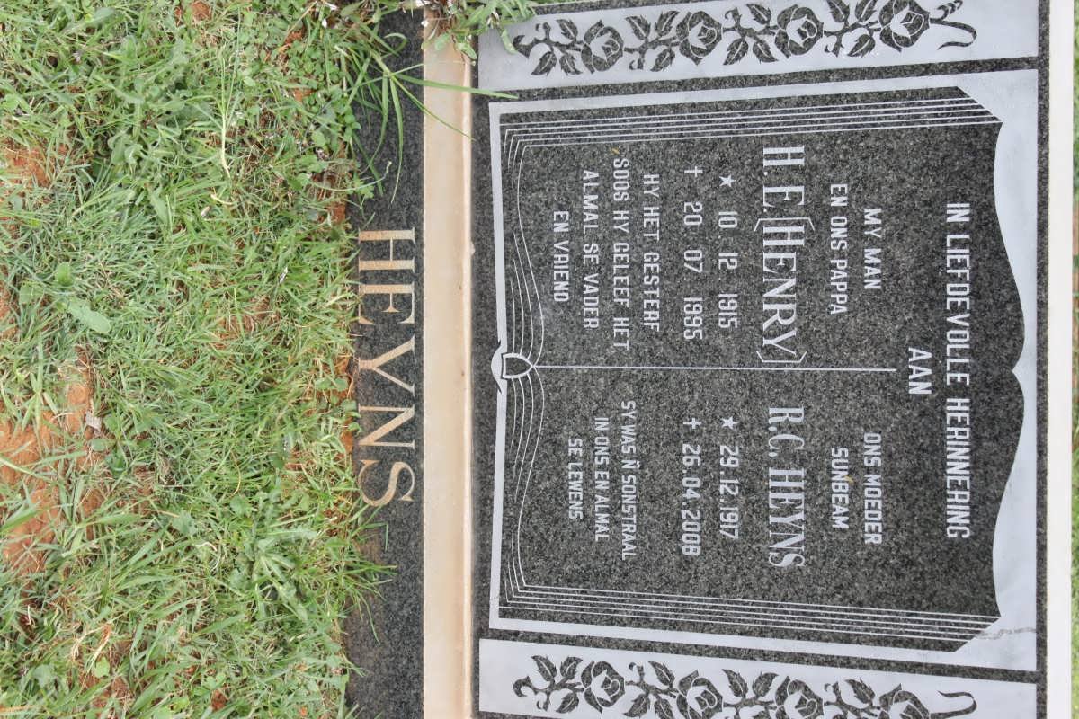 HEYNS H.E. 1915-1995 &amp;  R.C. 1917-2008
