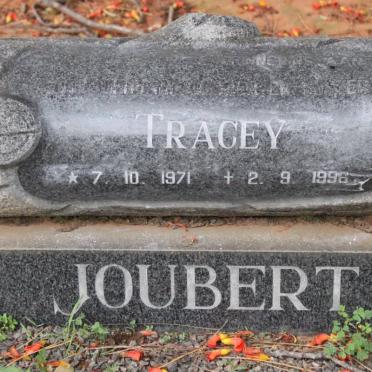 JOUBERT Tracey 1971-1996