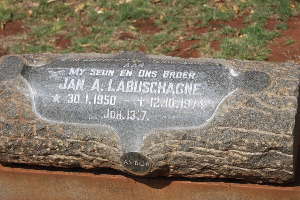 LABUSCHAGNE Jan A. 1950-1974
