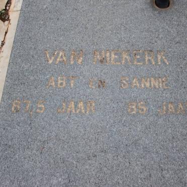 NIEKERK A.B.T., van &amp; Sannie