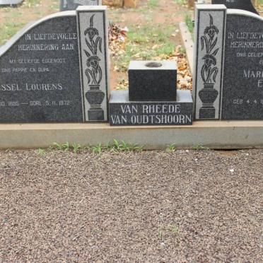 OUDTSHOORN Wessel Lourens, van Rheede van 1895-1972 &amp; Maria Catharina Elizabeth UYS 1903-1982