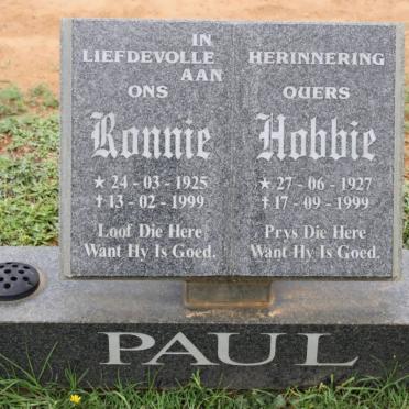 PAUL Ronnie 1925-1999 &amp; Hobbie 1927-1999