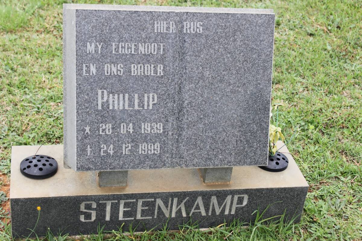 STEENKAMP Phillip 1939-1999