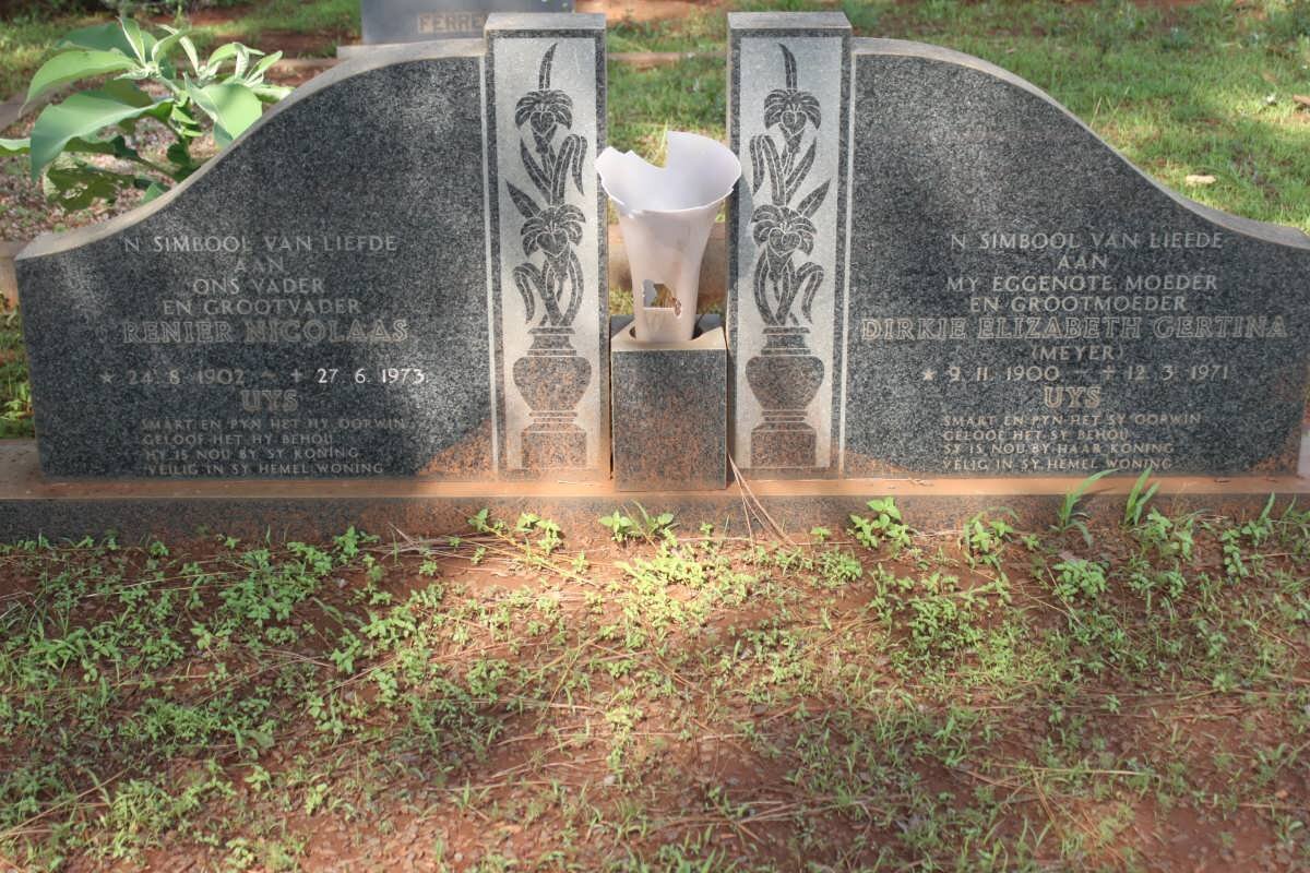UYS Renier Nicolaas 1902-1973 &amp; Dirkie Elizabeth Gertina MEYER 1900-1971