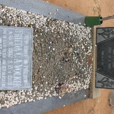 VOLKER Frieda C.A. 1902-1999 :: FREESE Marina nee VOLKER 1935-1985