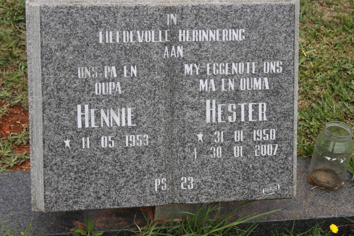 ? Hennie 1953- &amp; Hester 1950-2007