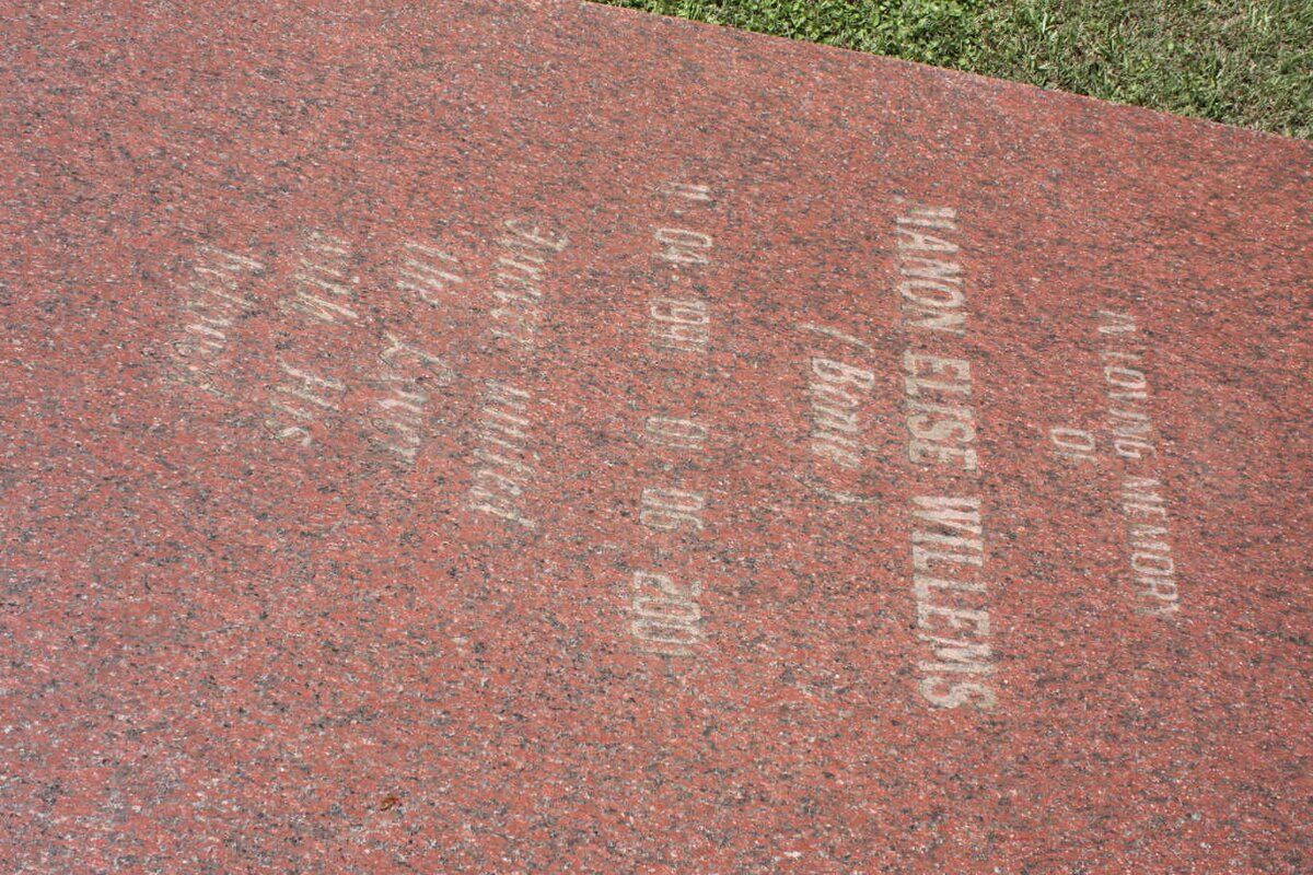 WILLEMS Manon Elize 1991-2001