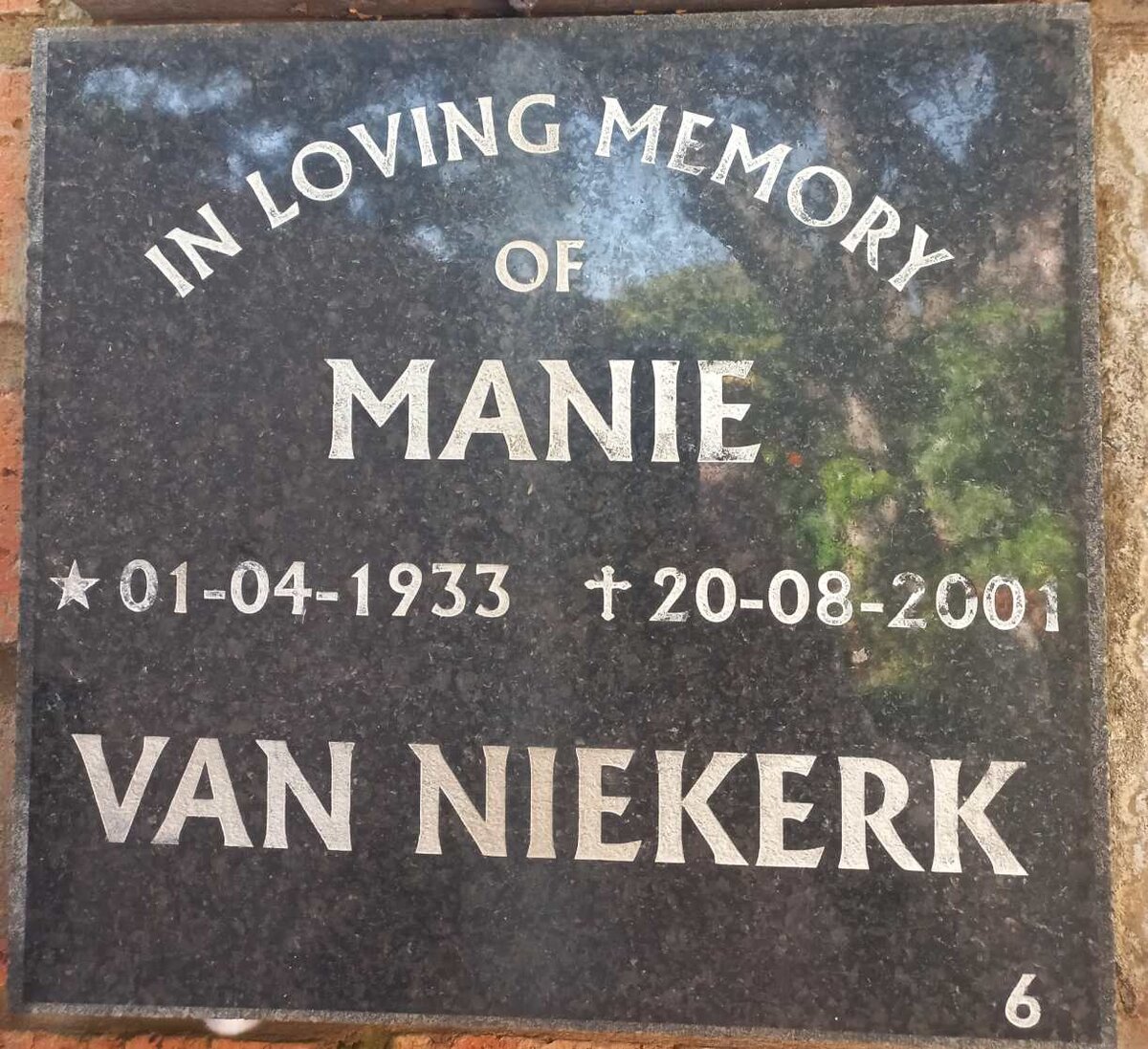NIEKERK Manie, van 1933-2001