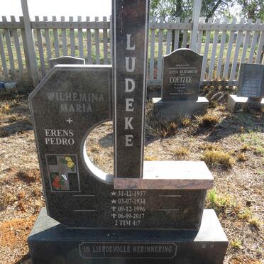 LUDEKE Erens Pedro 1934-2017 & Wilhemina Maria 1937-1996