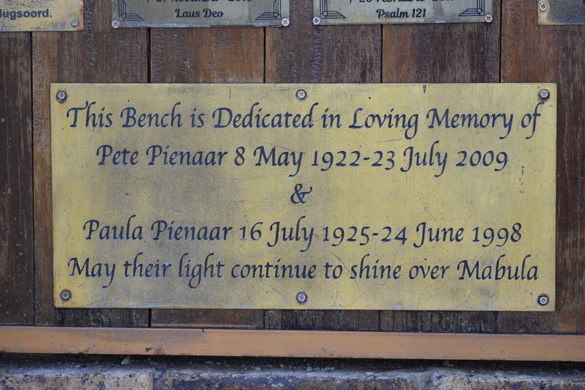 PIENAAR Pete 1922-2009 &amp; Paula 1925-1998