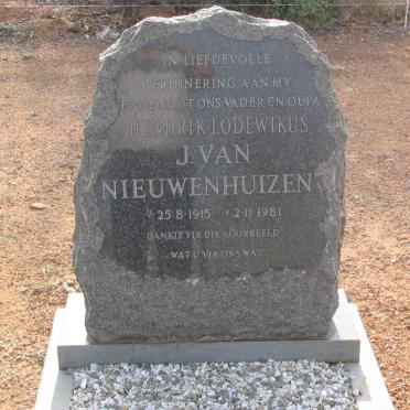 NIEUWENHUIZEN J., van 1915-1981