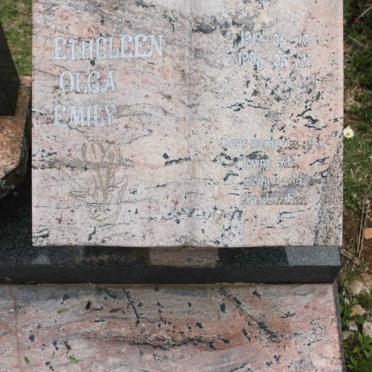 WIGGILL Etheleen Olga Emily 1919-1998