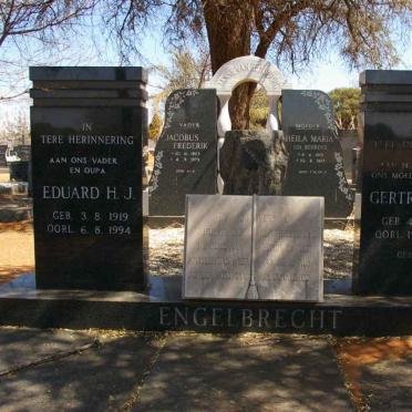 ENGELBRECHT Eduard H.J. 1919-1994 &amp; Gertruida E. 1918-1977