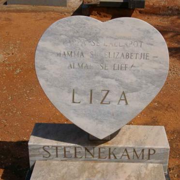 STEENEKAMP Liza