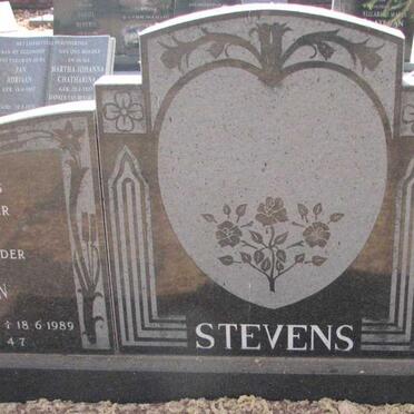 STEVENS John 1909-1989 &amp; Fredericka Elizabeth 1920-1982