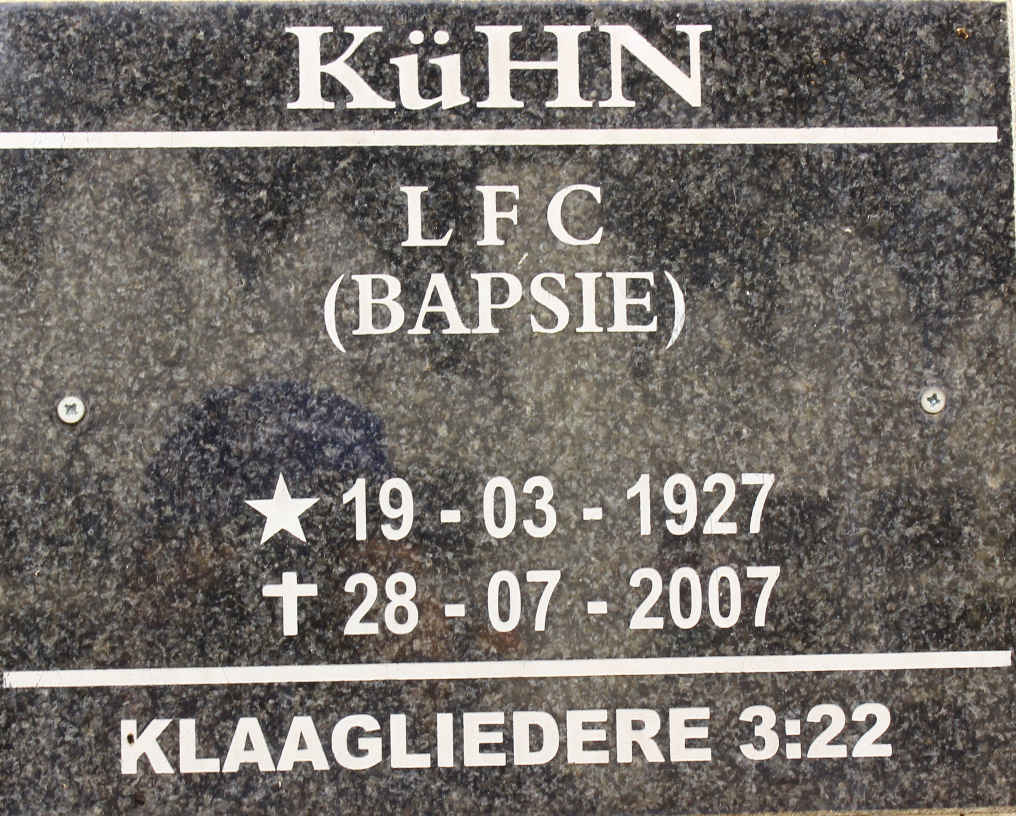 KUHN L.F.C. 1927-2007