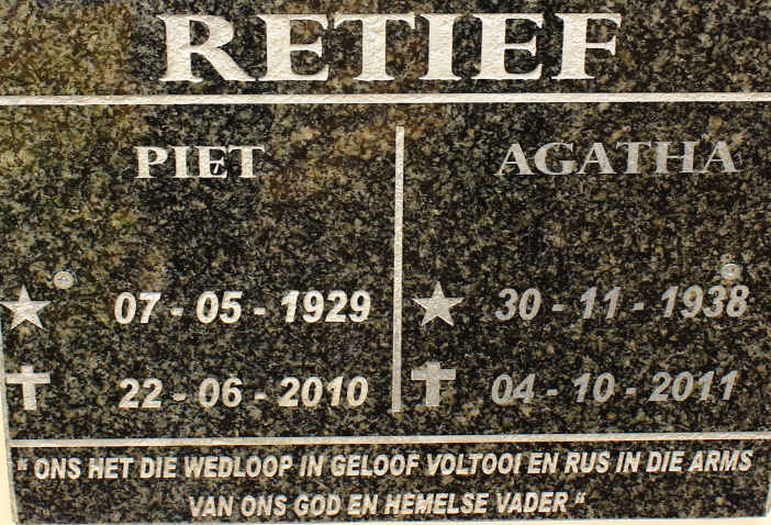 RETIEF Piet 1929-2010 &amp; Agatha 1938-2011