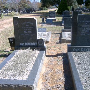 DEVENTER Schalk Willem Hendrik, van 1906-1980 &amp; Anna Maria ERASMUS 1907-19??