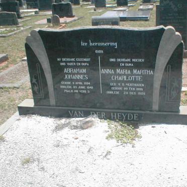HEYDE Abraham Johannes 1894-1941, van der &amp; Anna Maria Martha Charlotte nee V.D. WESTHUIZEN 1896-1989