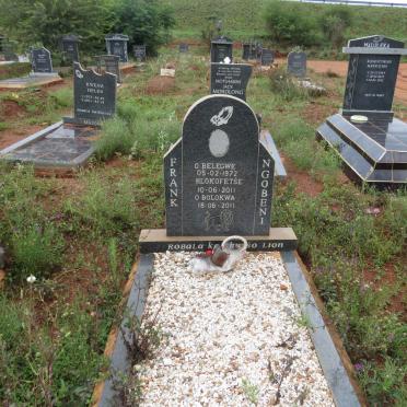 N - Vanne :: Surnames - N