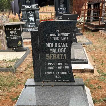 Limpopo, MOKOPANE district, Ga-Mapela, Kwakwalata cemetery, Military grave