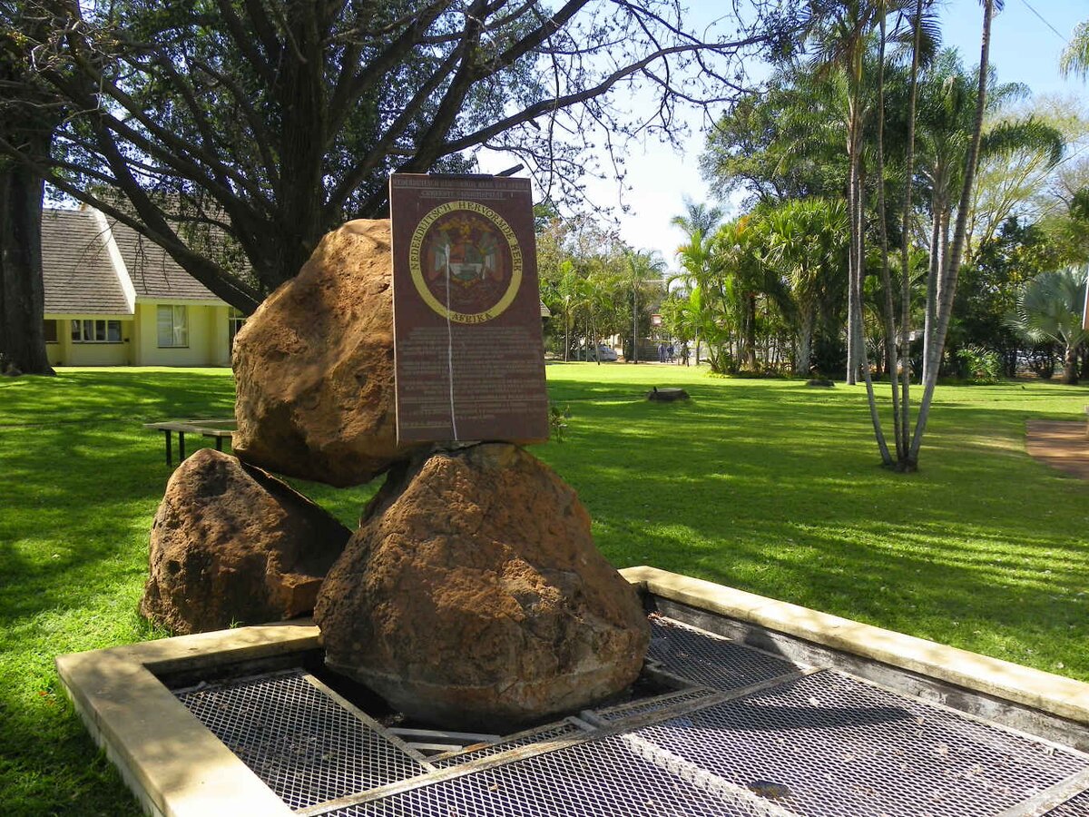 2. Overview / Oorsig