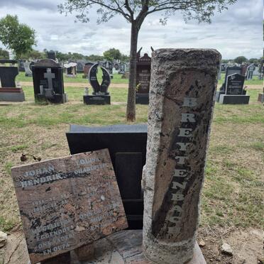 BREYTENBACH Johan Hendrik 1931-2001 & Louisa Charlotte 1934-2020 _1