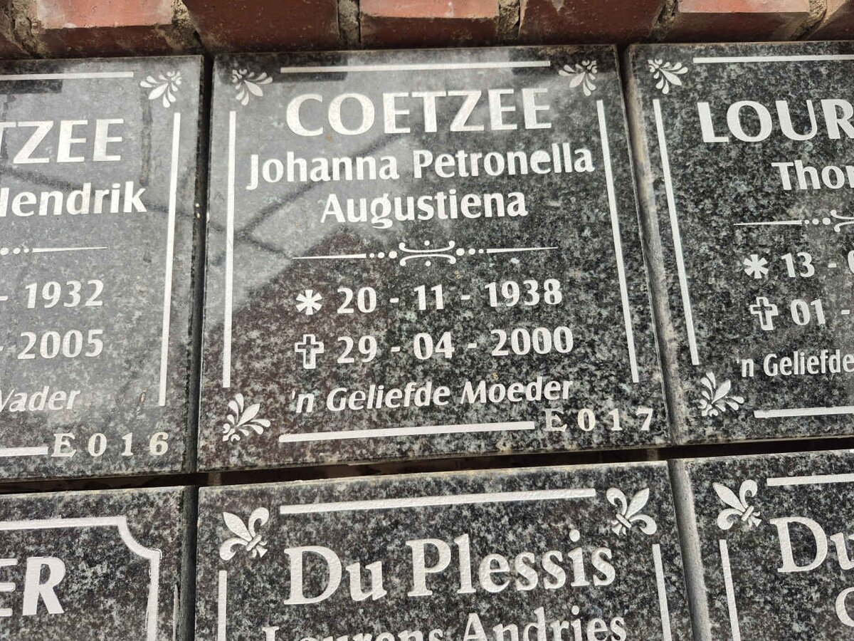 COETZEE Johanna Petronella Augustiena 1938-2000