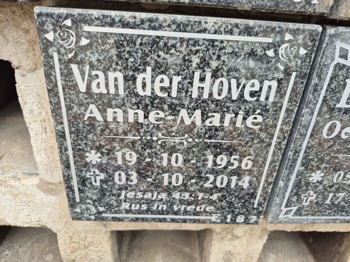 HOVEN Anne-Marie, van der 1956-2014