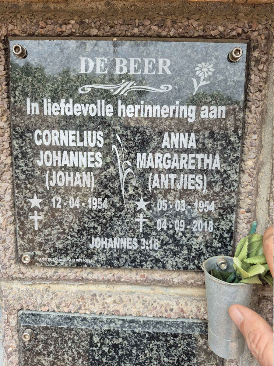 BEER Cornelius Johannes, de 1954- & Anna Margaretha 1954-2018