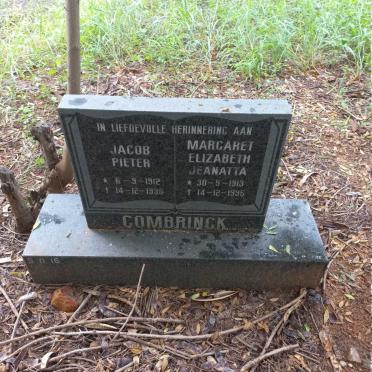 COMBRINCK Jacob Pieter 1912-1995 & Margaret Elizabeth Jeanatta 1913-1995