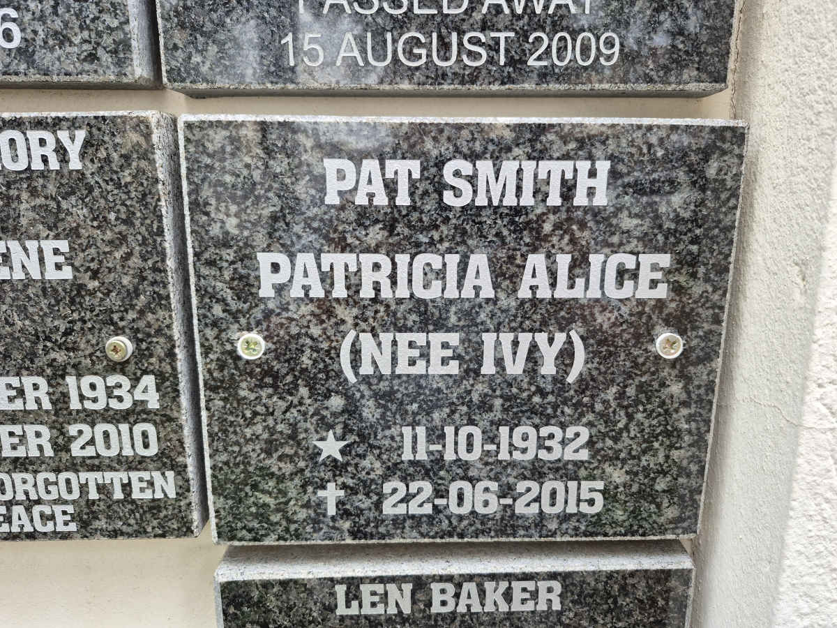 SMITH Patricia Allice nee IVY 1932-2015