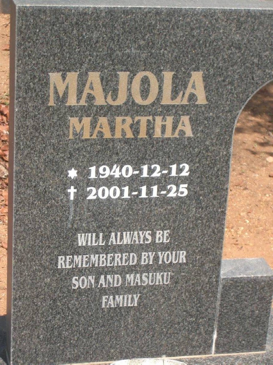 MAJOLA Martha 1940-2001