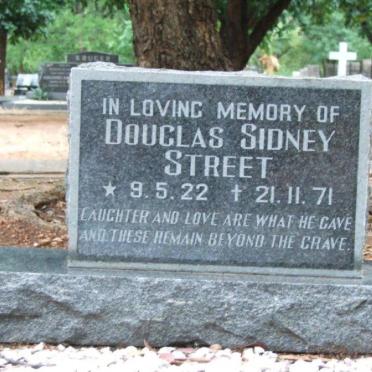 STREET Douglas Sidney 1922-1971